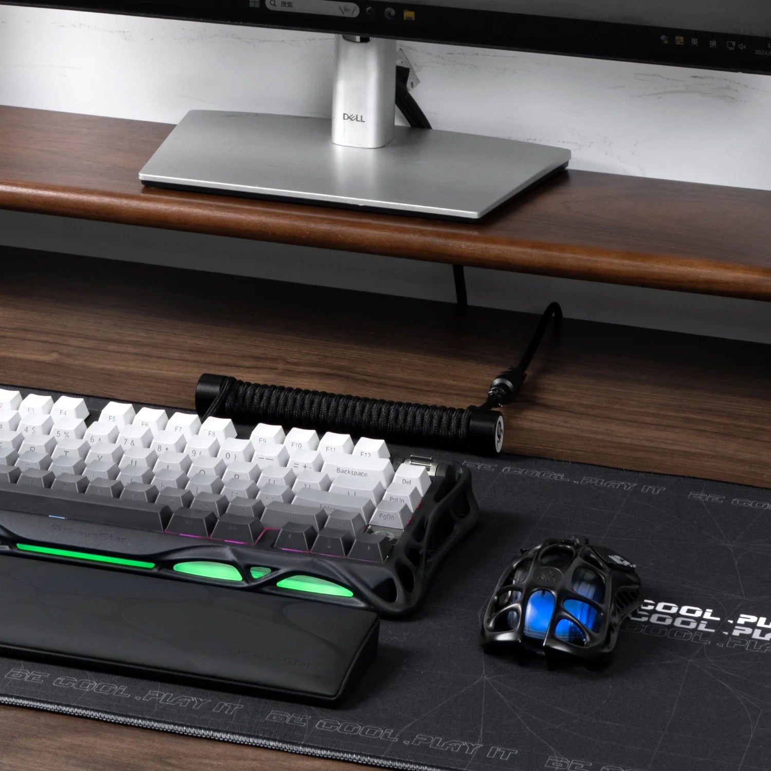 GravaStar Coiled Aviator USB Cable