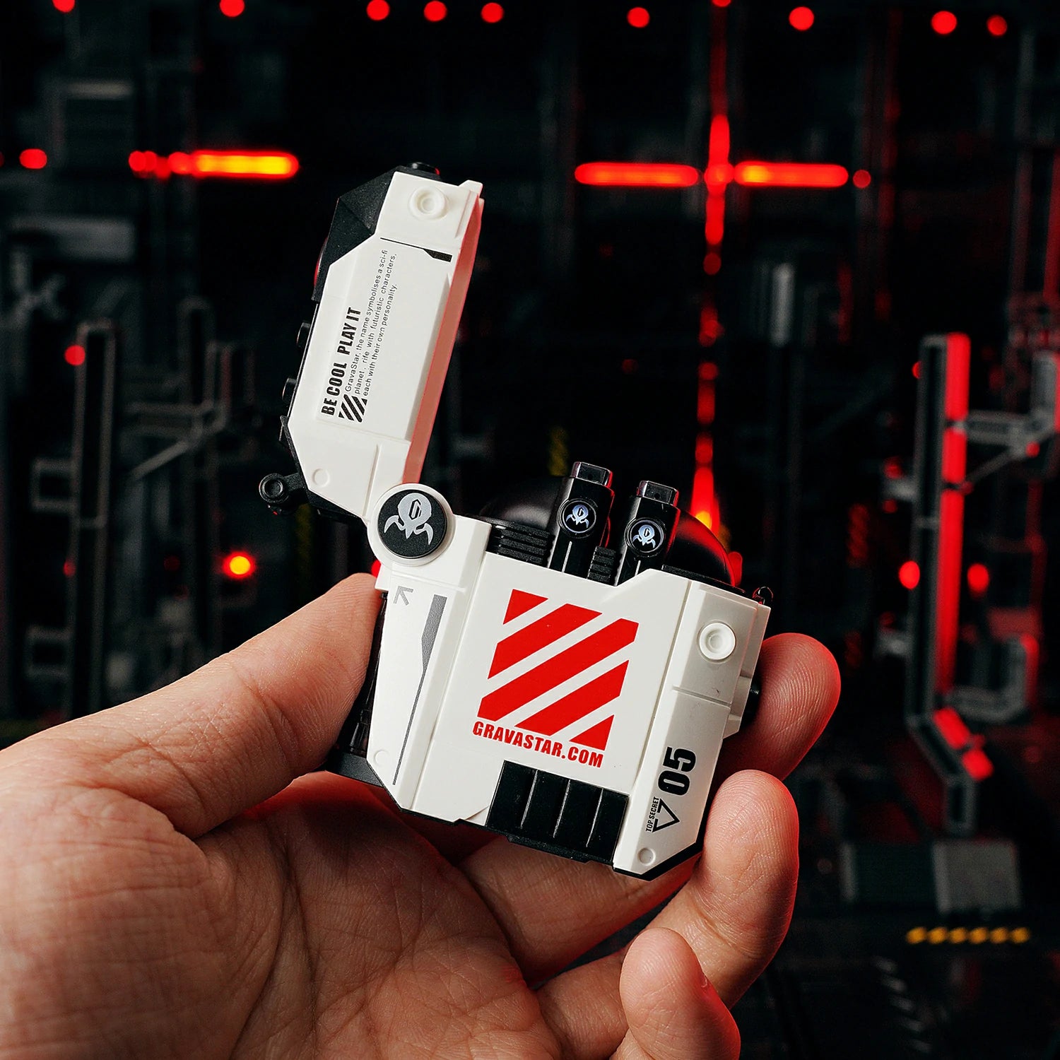 Sirius P5 - Defense Mecha White(US Only)